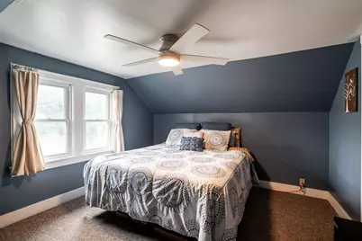 1345 N 68th St, Wauwatosa, WI 53213 - Photo 14