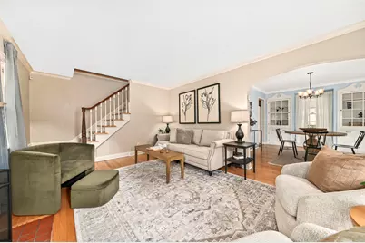 2746 N 73rd St, Wauwatosa, WI 53210 - Photo 6