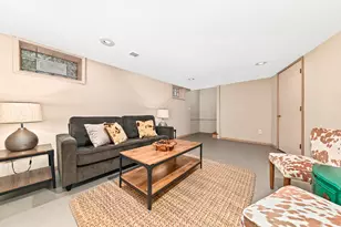 2746 N 73rd St, Wauwatosa, WI 53210 - Photo 24
