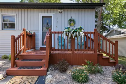 2531  Lakeshore Dr, Racine, WI 53139 - Photo 4