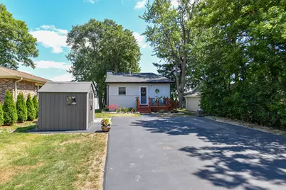2531  Lakeshore Dr, Racine, WI 53139 - Photo 36