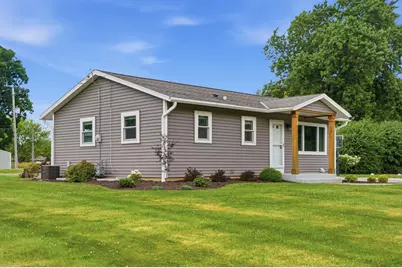 10579 S Barton Rd, Oak Creek, WI 53154 - Photo 48