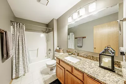 18500  Brookfield Lakes Dr #73, Brookfield, WI 53045 - Photo 16