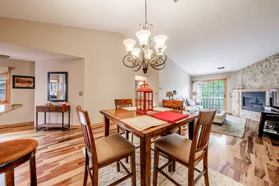 18500  Brookfield Lakes Dr #73, Brookfield, WI 53045 - Photo 6