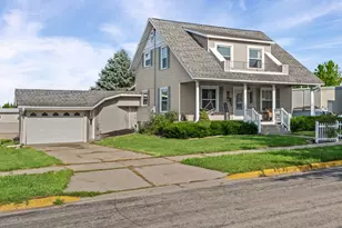 104 2nd Ave, Spring Grove, MN 55974 - Photo 2