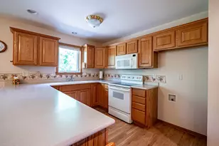 2671 W Wingate Ln, West Bend, WI 53090 - Photo 6