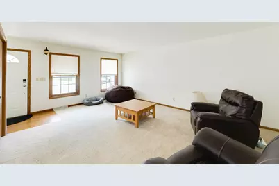 910-912  Prospect Ave, Beaver Dam, WI 53916 - Photo 8