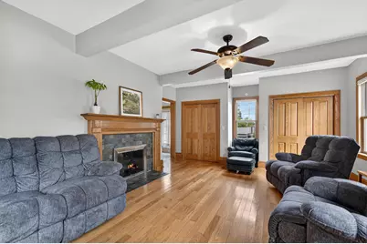 102 N Jefferson St, Racine, WI 53185 - Photo 8