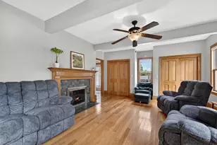 102 N Jefferson St, Racine, WI 53185 - Photo 8