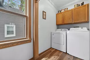 102 N Jefferson St, Racine, WI 53185 - Photo 12