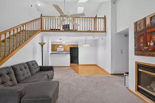 470 N Silverbrook Dr, West Bend, WI 53090 - Photo 16