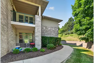 470 N Silverbrook Dr #202, West Bend, WI 53090 - Photo 20