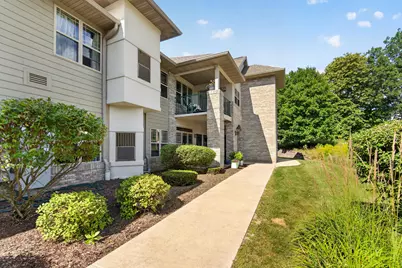 470 N Silverbrook Dr #202, West Bend, WI 53090 - Photo 24
