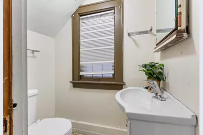 2704 N 46th St, Milwaukee, WI 53210 - Photo 16