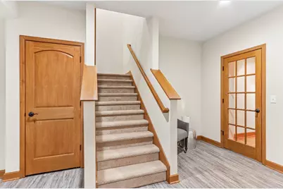 2210  Kayla Dr, Waukesha, WI 53188 - Photo 38