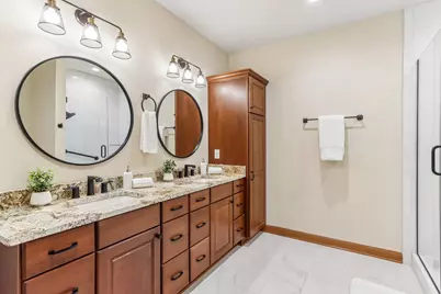 2210  Kayla Dr, Waukesha, WI 53188 - Photo 32