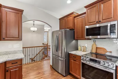 2210  Kayla Dr, Waukesha, WI 53188 - Photo 18