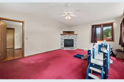 1607  Neenah St, Watertown, WI 53094 - Photo 18