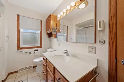 1607  Neenah St, Watertown, WI 53094 - Photo 22