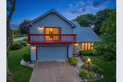 6028  Quaker Hill Rd, Racine, WI 53406 - Photo 2