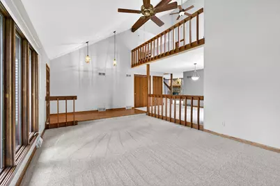 6028  Quaker Hill Rd, Racine, WI 53406 - Photo 6