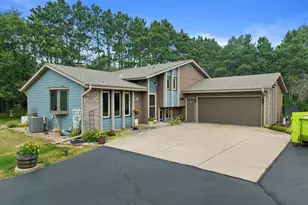 W369S4863 Needle Point Dr, Ottawa, WI 53118 - Photo 4