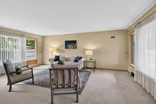 N84W12876 Ronald Dr, Menomonee Falls, WI 53051 - Photo 6