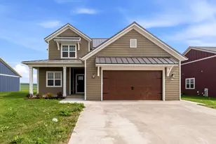 122 Luxembourg Brotherhood Blvd, Belgium, WI 53004 - Photo 2