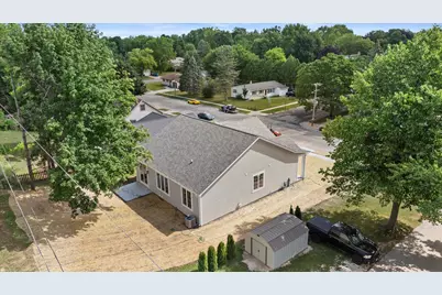 772  Eastern Ave, West Bend, WI 53095 - Photo 34
