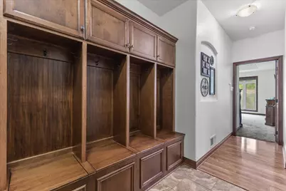 5465 S Baneberry Ct, New Berlin, WI 53146 - Photo 26