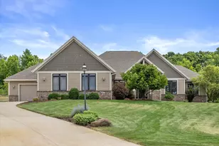 5465 S Baneberry Ct, New Berlin, WI 53146 - Photo 1