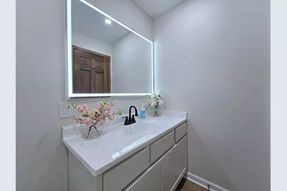 N85W17745  Ann Ave, Menomonee Falls, WI 53051 - Photo 46