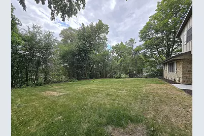 N85W17745  Ann Ave, Menomonee Falls, WI 53051 - Photo 60