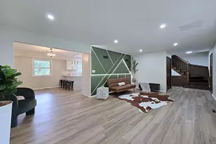 N85W17745 Ann Ave, Menomonee Falls, WI 53051 - Photo 16