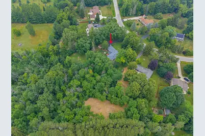 629  Maplewood Ct, Cedarburg, WI 53012 - Photo 24