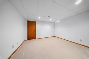 2336 N University Dr, Waukesha, WI 53188 - Photo 20