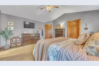 193  Lexington Ct, Sheboygan Falls, WI 53085 - Photo 20
