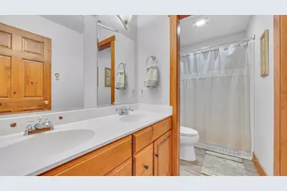 193  Lexington Ct, Sheboygan Falls, WI 53085 - Photo 28
