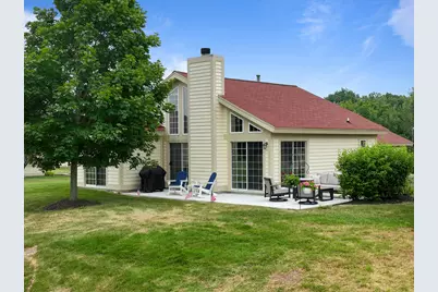 1630  Highland Dr #7-50, Geneva, WI 53147 - Photo 4