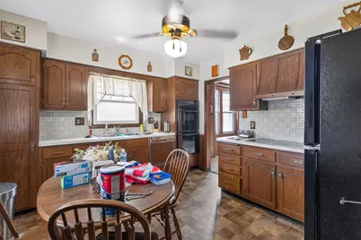 7517  27th Ave, Kenosha, WI 53143 - Photo 10