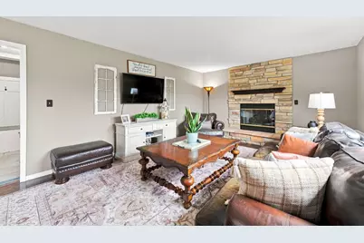 5829  Winstar Ln, Racine, WI 53402 - Photo 16
