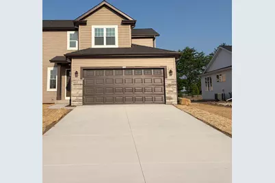 754  Pleasant Park Ct, Johnson Creek, WI 53038 - Photo 1