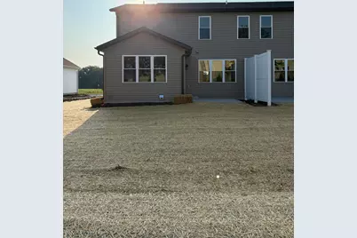 754  Pleasant Park Ct, Johnson Creek, WI 53038 - Photo 6