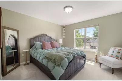 3288 W Yorkshire Cir, Franklin, WI 53132 - Photo 18