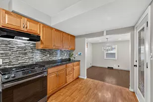 9012 W Greenfield Ave, West Allis, WI 53214 - Photo 14