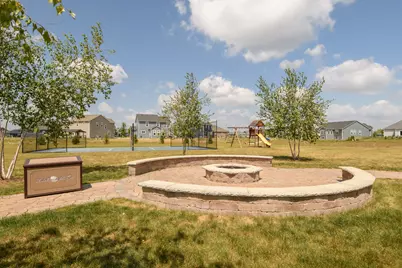 35105  Castle Rock Dr, Summit, WI 53066 - Photo 62