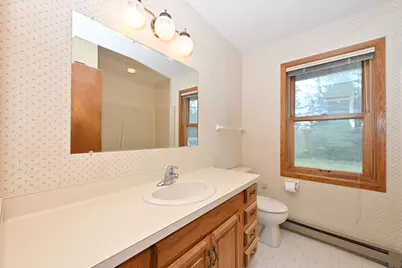 108  High Forest Dr, Grafton, WI 53012 - Photo 12