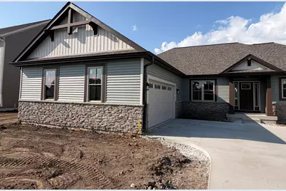1276  Wild Rye Ln, Oconomowoc, WI 53066 - Photo 2