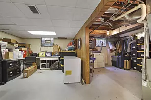 830 Lombard Ave, Racine, WI 53402 - Photo 12