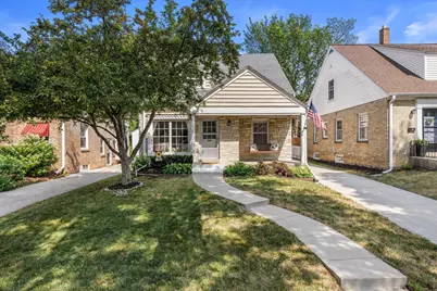 2534 N 67th St, Wauwatosa, WI 53213 - Photo 46